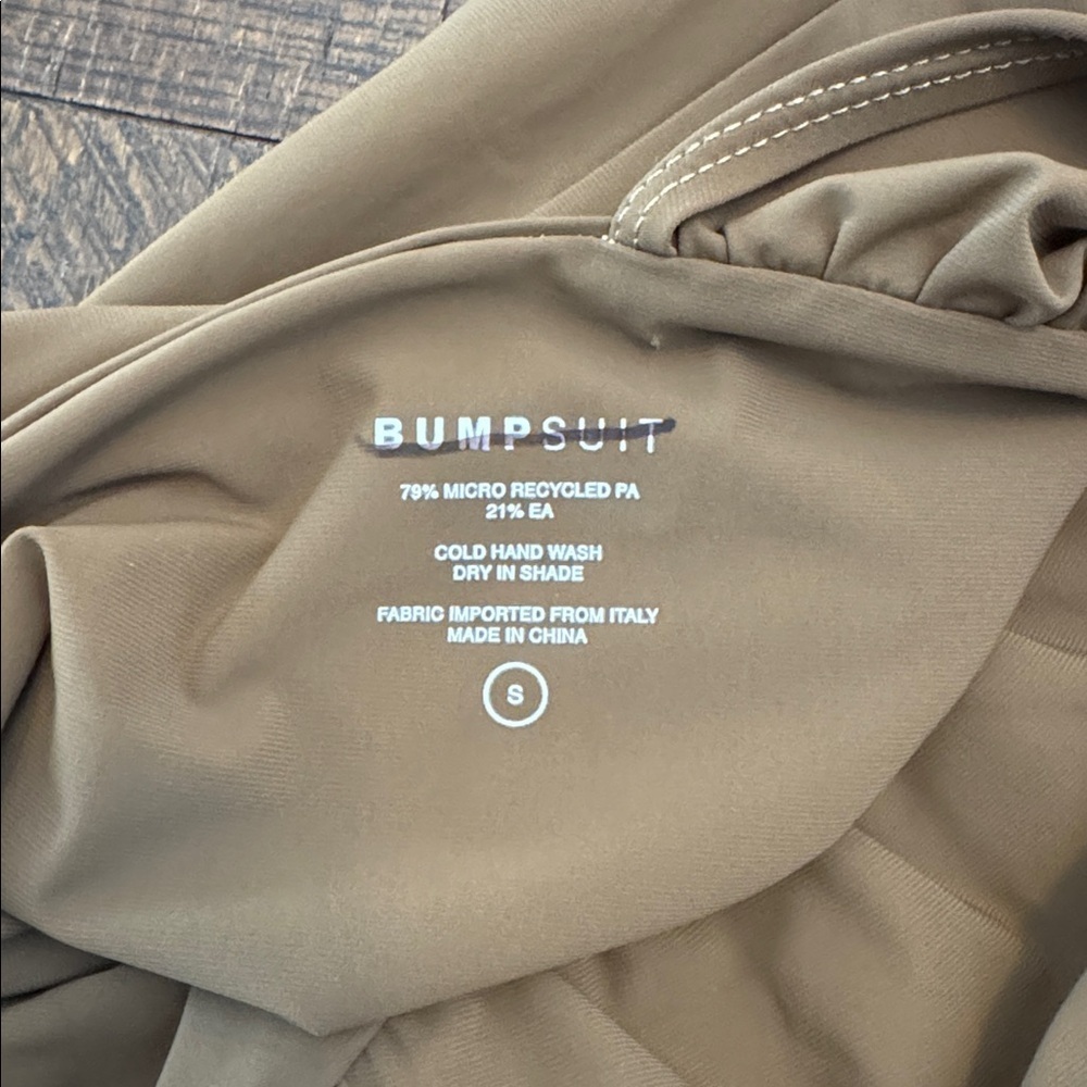 BUMPSUIT Jagger One piece Swimsuit Chestnut Postpartum - Picture 8 of 8